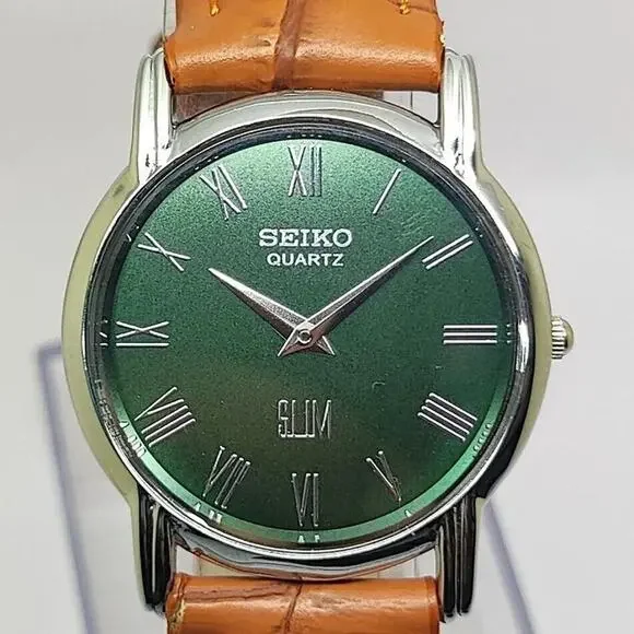 Seiko Green Dial Men's Quartz Watch with Tan Leather Strap - Picture 1 of 4